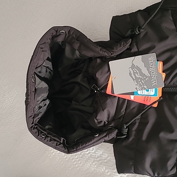 Puffer Vest - Picture 12 of 13